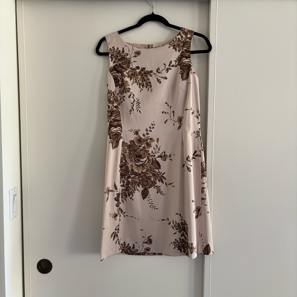 NWOT Floral Sleeveless Dress Formal Champagne cocktail dress